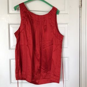 BCBGMaxazria red silk sleeveless top